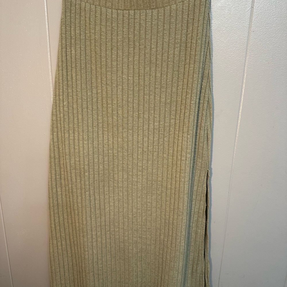 Green Ribbed Pencil Skirt for Work slit on side size women’s large
